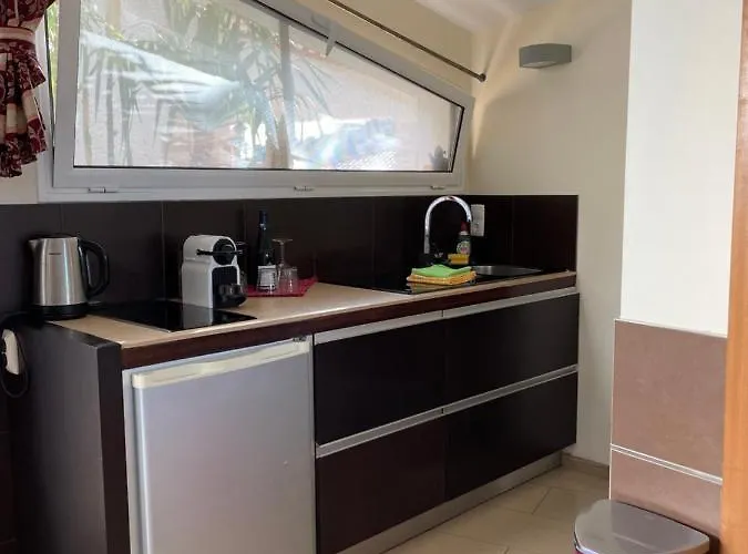 Isabela - Car For Free Apartman *