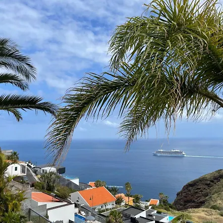 Isabela - Car For Free アパート *