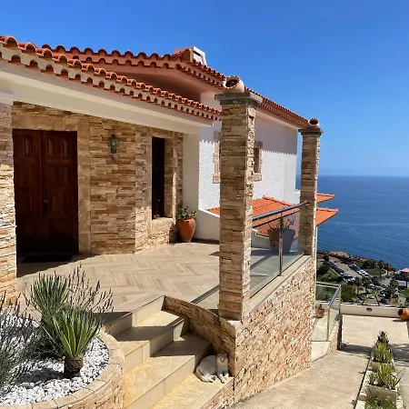 Isabela - Car For Free カニコ