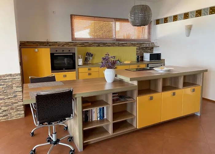 Isabela - Car For Free Apartament Caniço